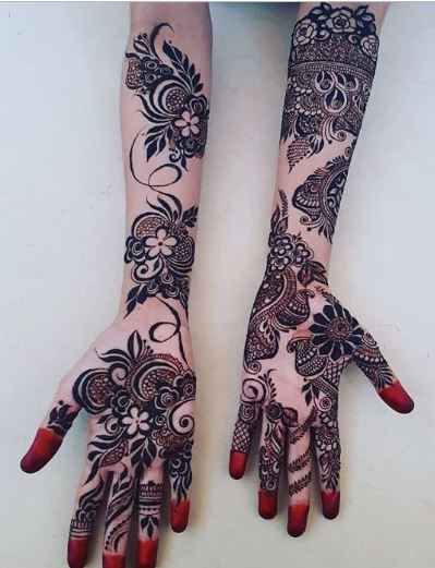 decent mehndi design