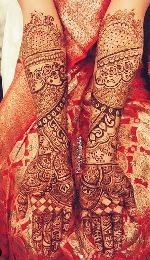 decent mehndi design