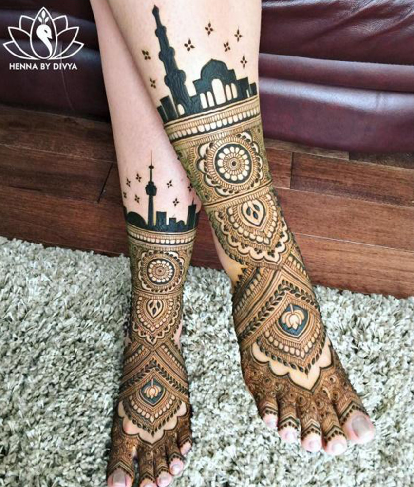 decent mehndi design