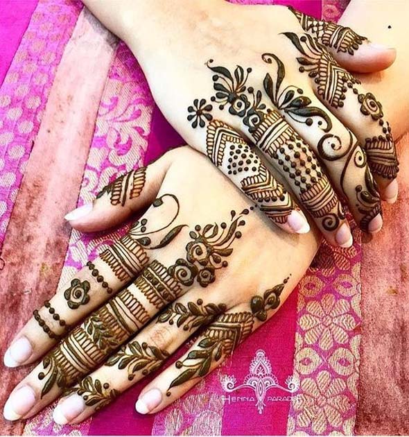 decent mehndi design