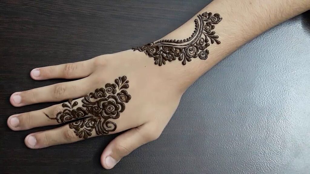 Minimalistic Mehndi Designs