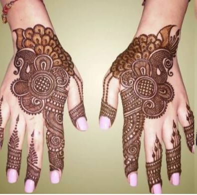 decent mehndi design