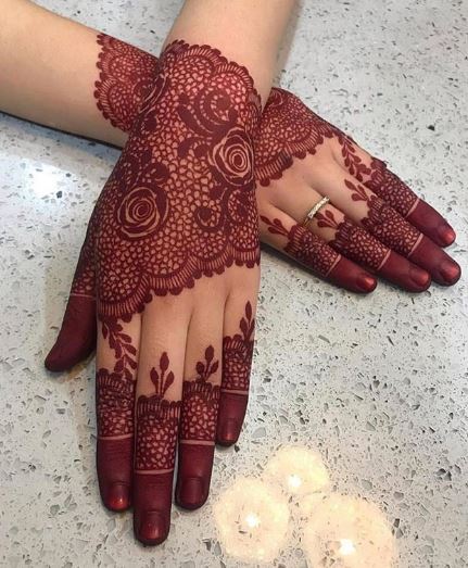 decent mehndi design