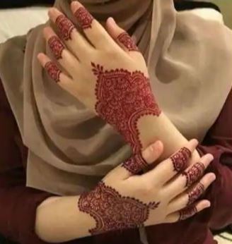 decent mehndi design