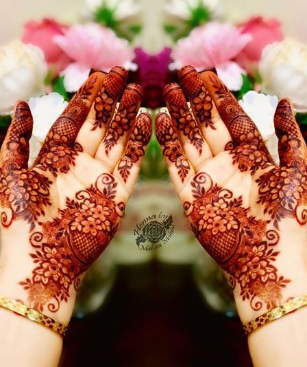 decent mehndi design