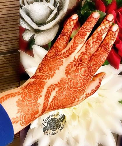 decent mehndi design