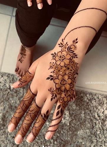 decent mehndi design