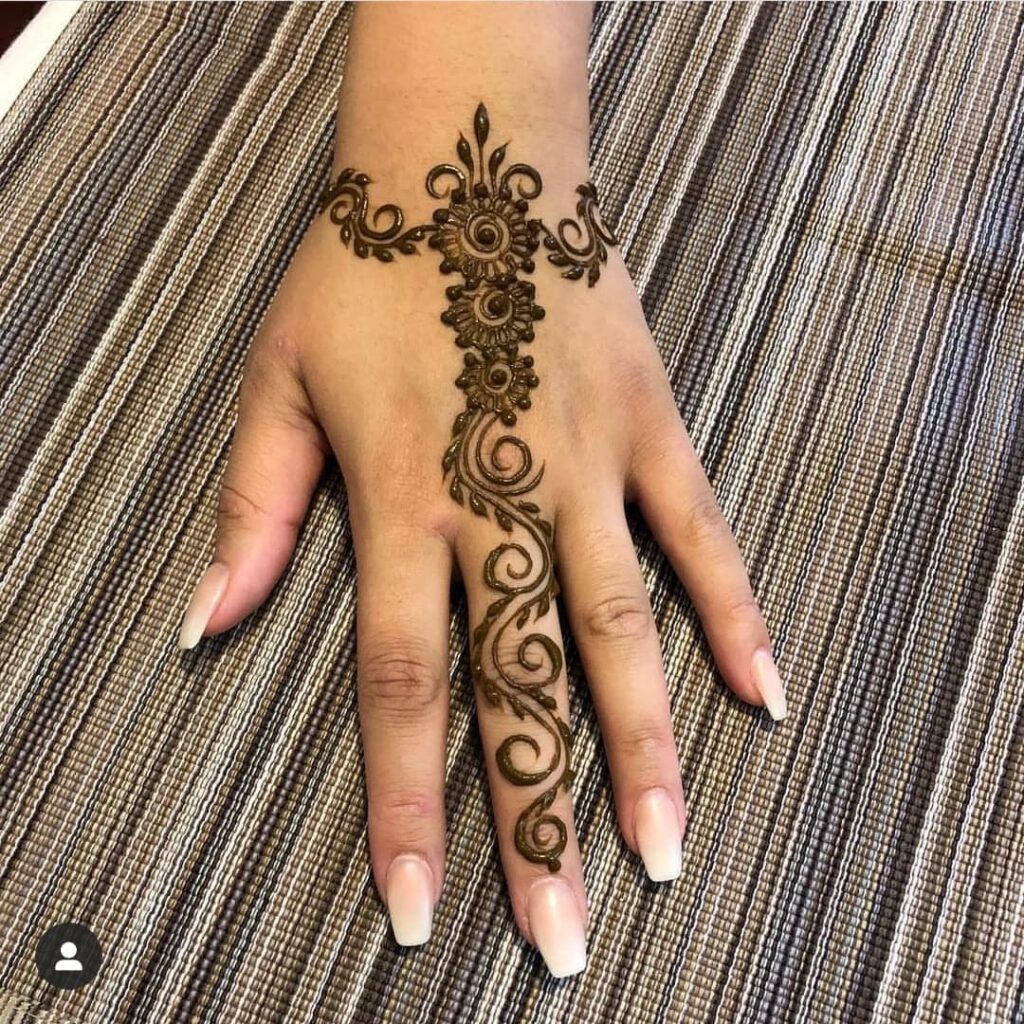 decent mehndi design