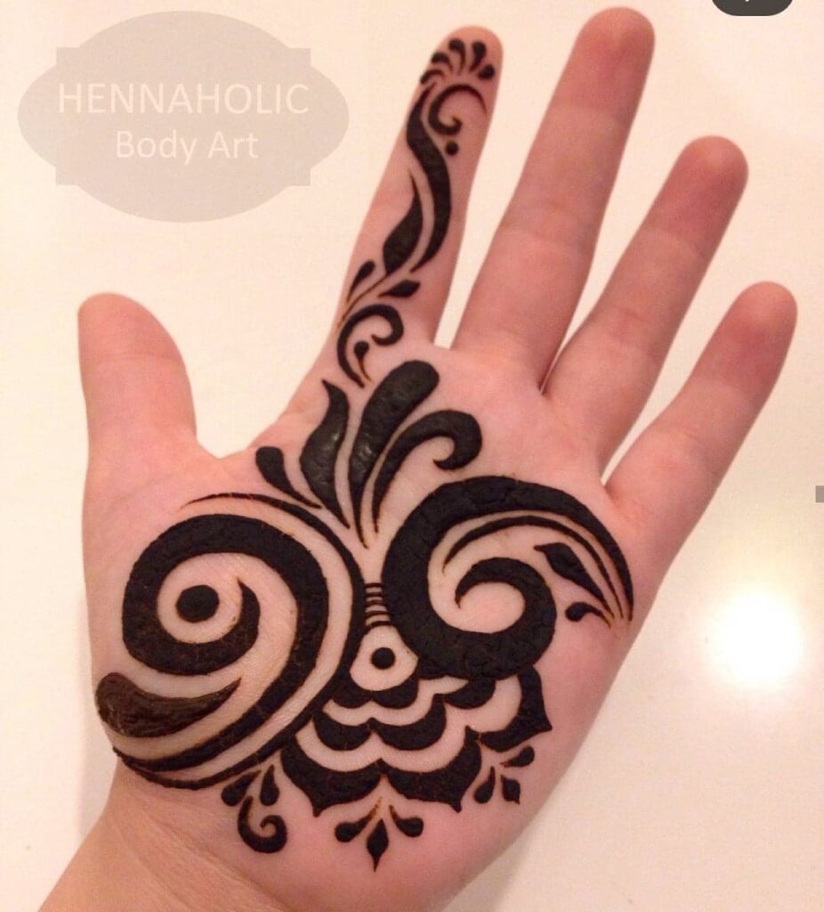 decent mehndi design