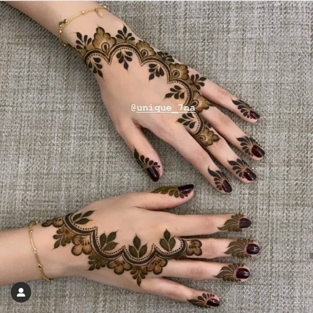 decent mehndi design