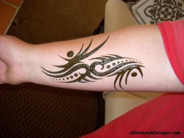 decent mehndi design