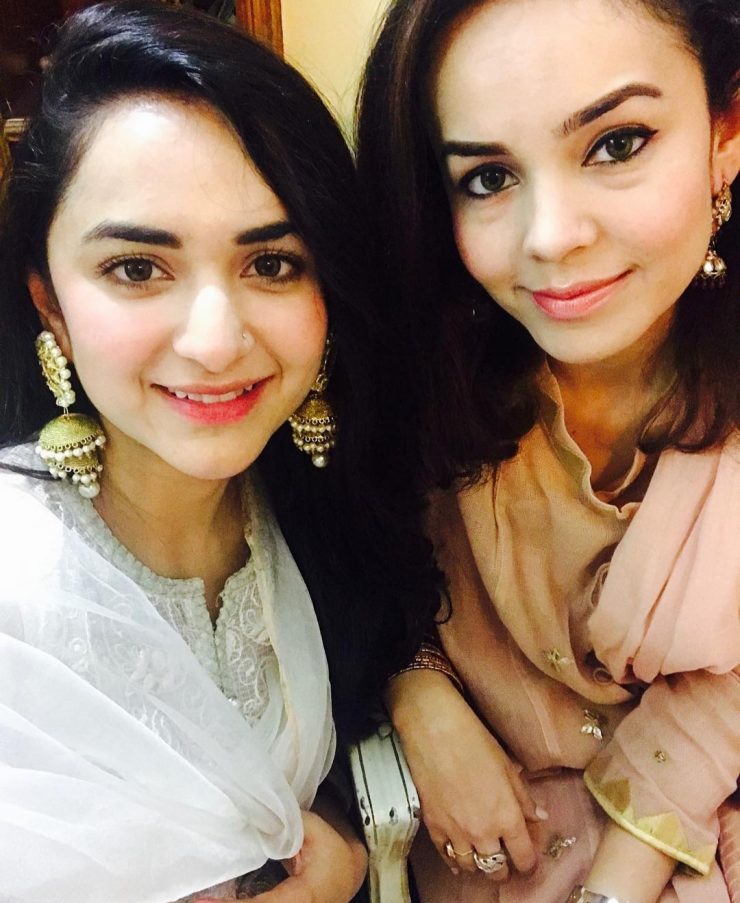 Yumna Zaidi and Siblings