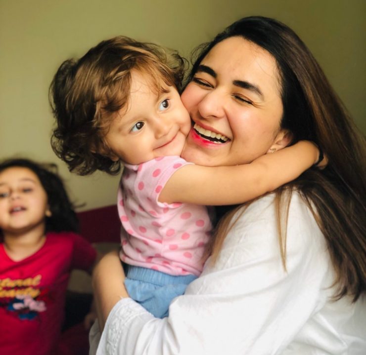 Yumna Zaidi with her Nieces